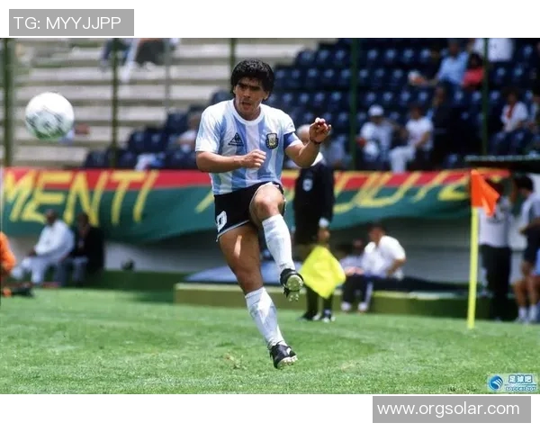 足球巨星的日常:从晨跑到训练场再到家庭时光的全纪录